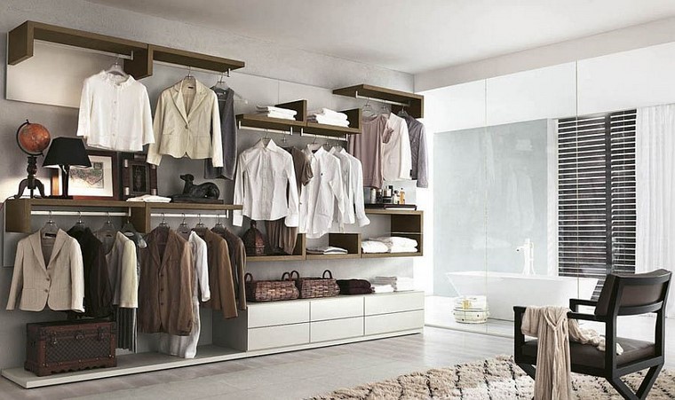 Armario abierto modernidad y estilo en tu dormitorio