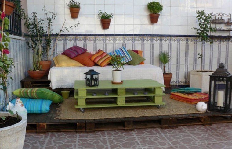 Mobiliario de jardÃn con palets exclusividad en tu patio.