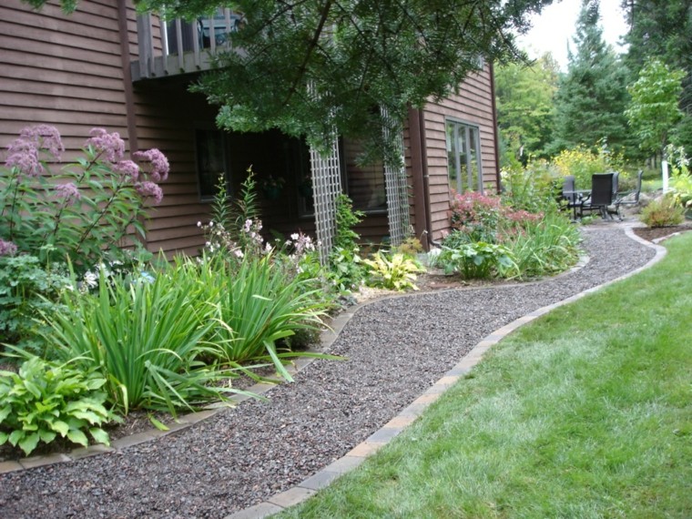Senderos jardines - más de 70 ideas prácticas para el hogar.