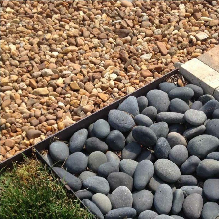 Vallas metálicas para rodear las islas de jardÃn