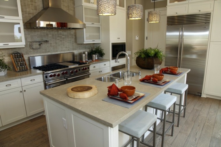 Cocinas blancas con muebles de madera muy modernas Colores blancos para madera