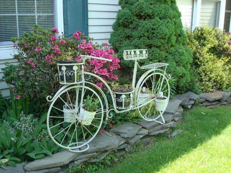 decoracion de jardines bicecleta blanca ideas interesante
