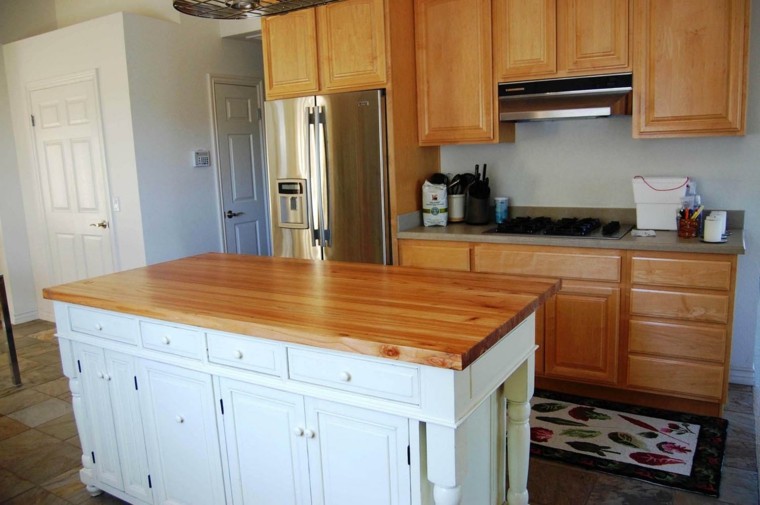 Blanco y madera - Cincuenta ideas para decorar tu cocina