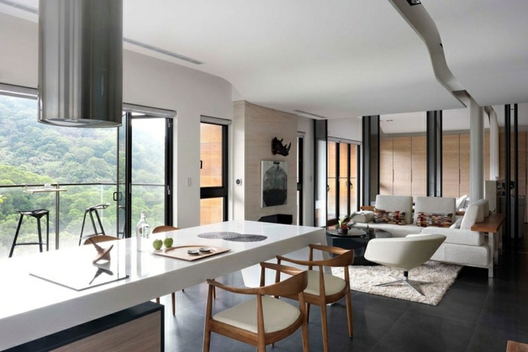 Calidad y modernidad para los muebles del salón Sillas y mesas de madera blanco