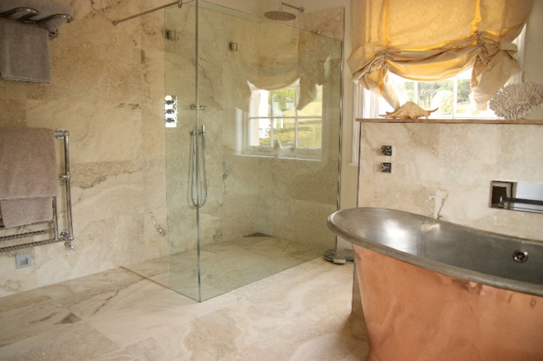 Cuartos de baño con marmol ideas únicas de ensueño. Marmol decoración piso