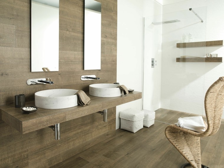 Azulejos diseño madera, un toque natural para tu baño.