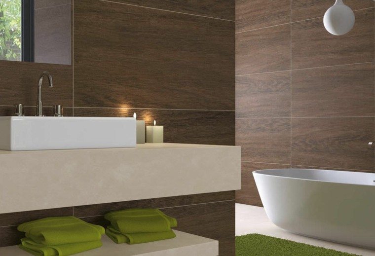 Azulejos diseño madera, un toque natural para tu baño.