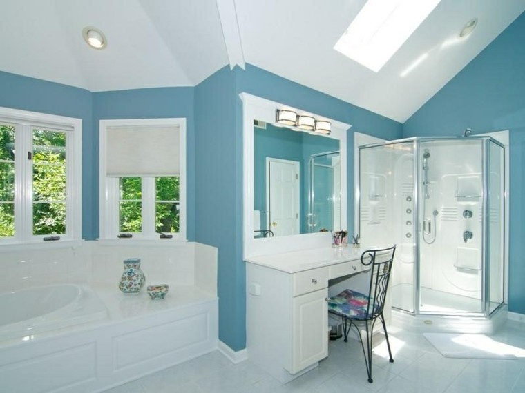 Baños de color cincuenta ideas estupendas Color vino tinto con blanco para la sala