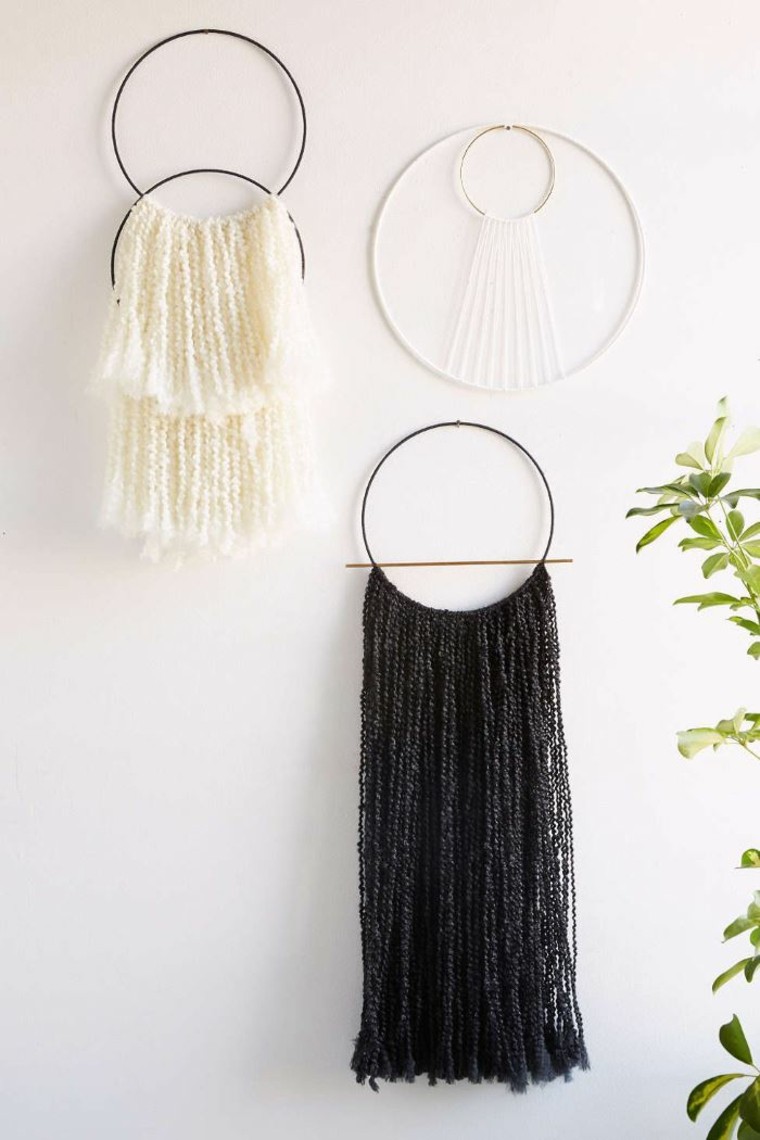 ideas para la pared de casa al estilo boho moderno decoraciones estilo boho pared lana distintos colores ideas