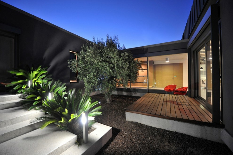 Patio interior cincuenta ideas modernas para decorarlo