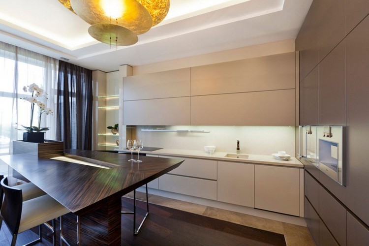 Decoracion de cocinas a todo color 78 ejemplos Mesas de comedor color crema