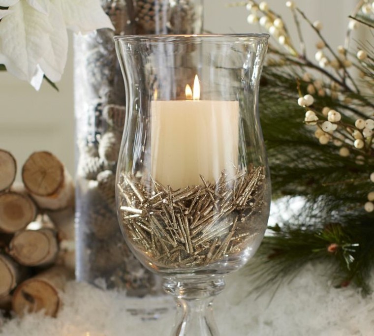 Diseño adornos navideños y mesas que invitan al placer.