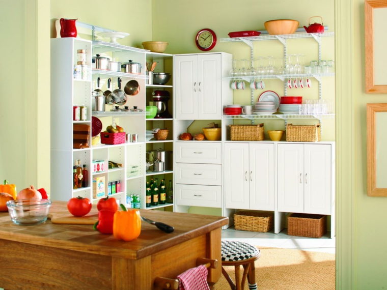 Cocinas pintadas con los colores de moda 50 ideas