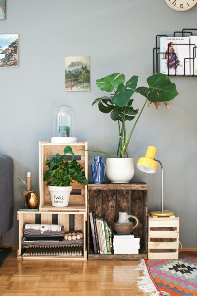Decorar cajas de madera de vinos y amueblar con ellas