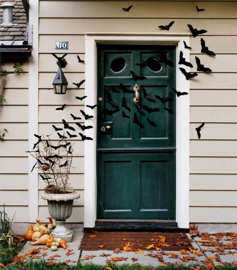 murcielagos decorar puerta de casa en halloween