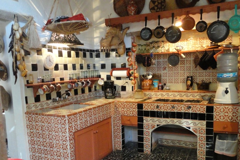 Decoracion etnica para interiores artesanÃa y color