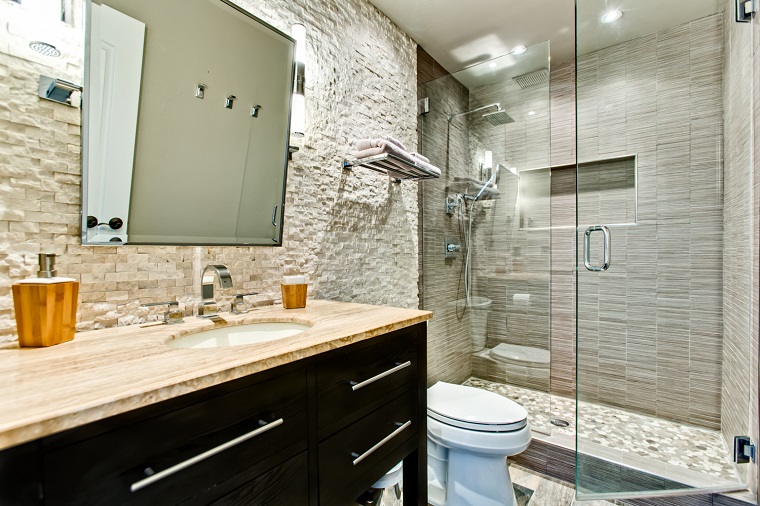 Baño rustico con piedra ~ dikidu.com