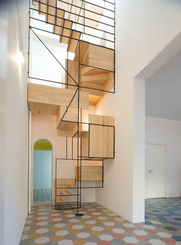 Escaleras creatividad de formas y modelos que rompen la rutina.