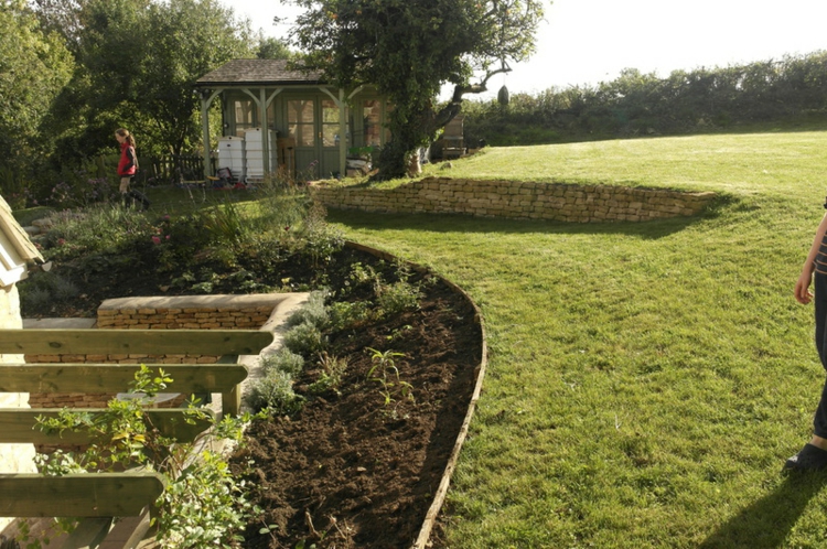 Jardines modernos con terrazas y gradas - 50 diseños