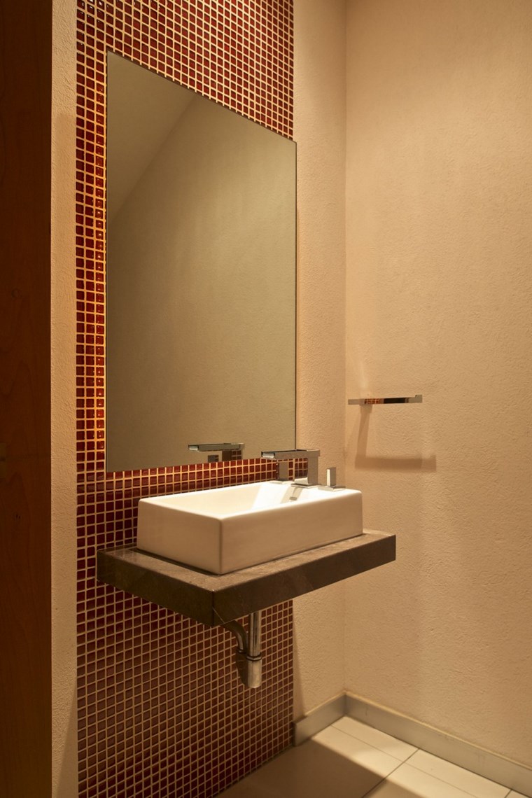 Mosaicos 115 diseños de baños atractivos y coloridos