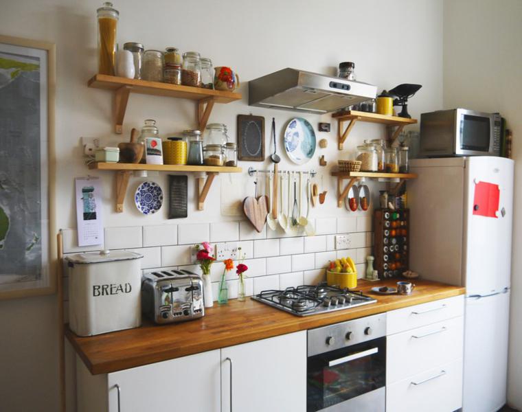 Cocina blanca encimera madera veinticuatro diseños modernos