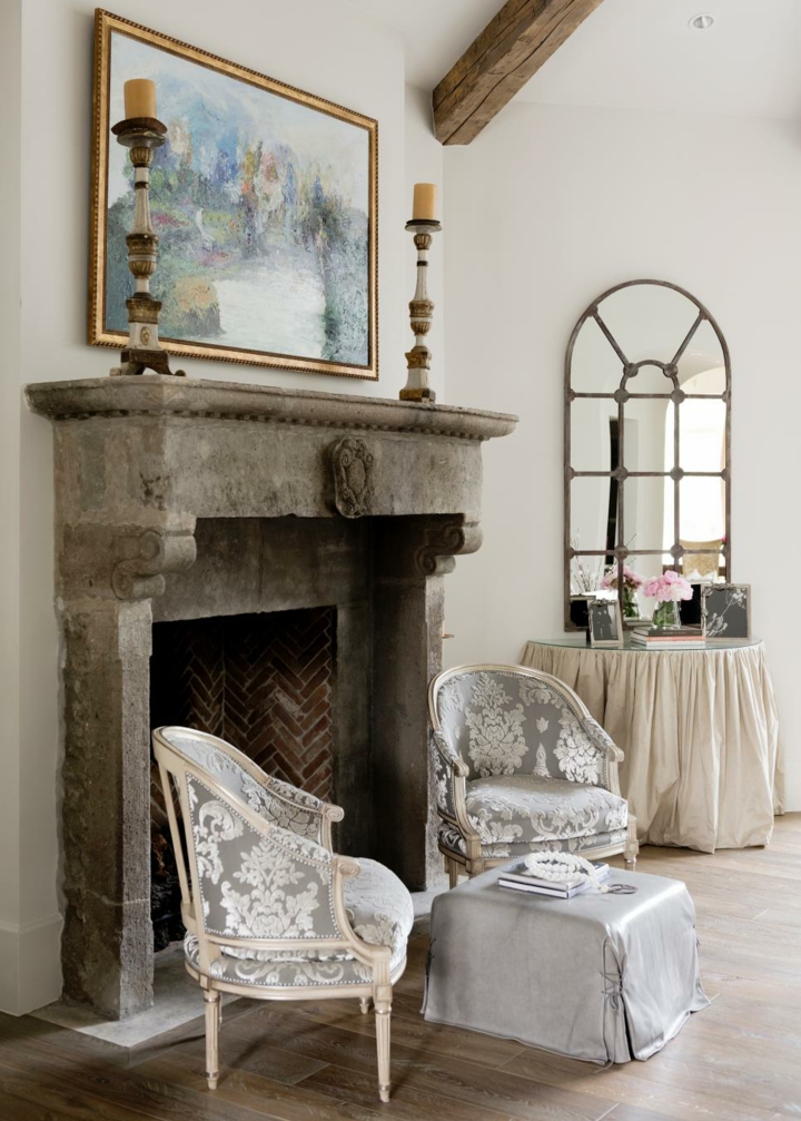 Decoracion velas y candelabros con acentos elegantes