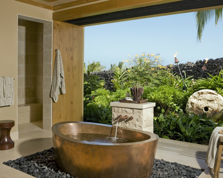 Baños antiguos y de diseño para una decoración elegante