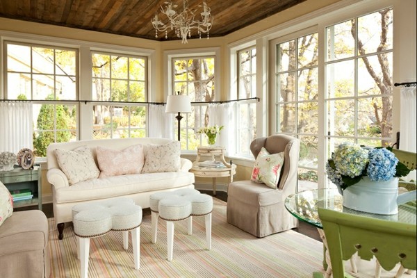 muebles beige terraza cubierta