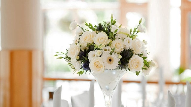 arreglos florales ramo blanco rosas