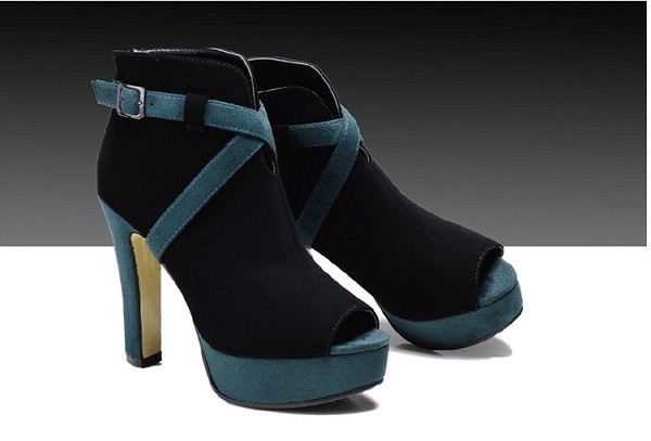 botas colores verde negro dedo