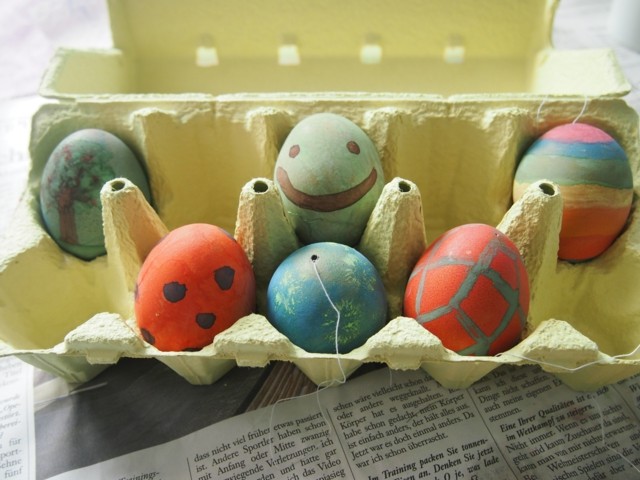 carton paquete huevos dibujos niños pascua