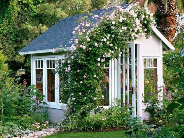 casetas de jardín flores blanca