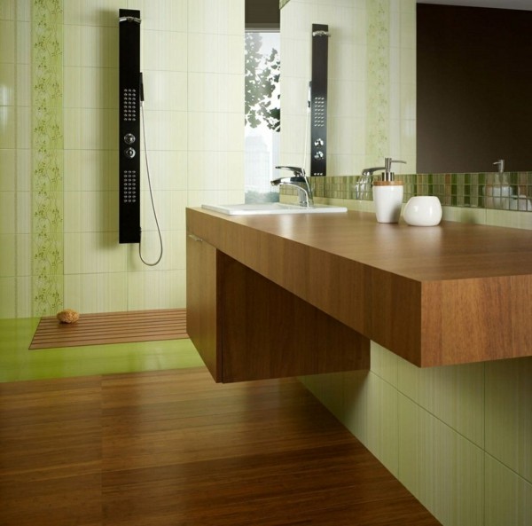 combinación baldosas parquet verde baño