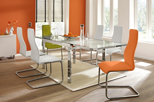 comedor moderno naranja salón blanco