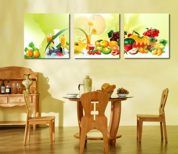 comedor salón cuadros frutas madera