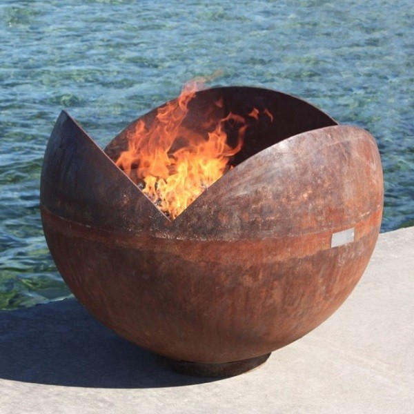 decoracion de jardines bola grande de fuego