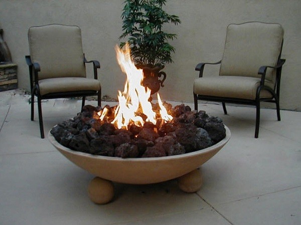 decoración de jardines plato con bolas de granito para pies