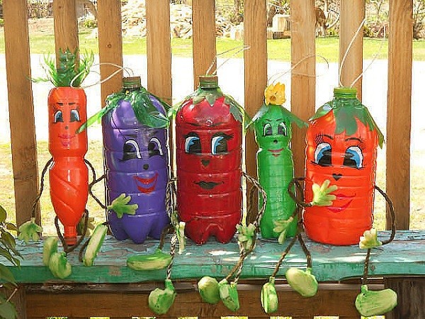 envases plasticos plantas pintura decorativos