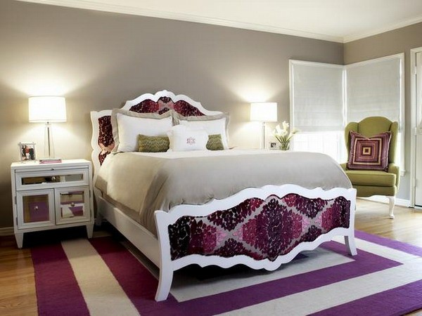 estupenda cama alta lujosa romántica