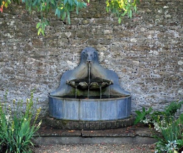 fuente jardín bonita piedra pared
