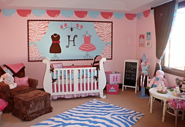 habitacion bebe coqueta rosa alfombra
