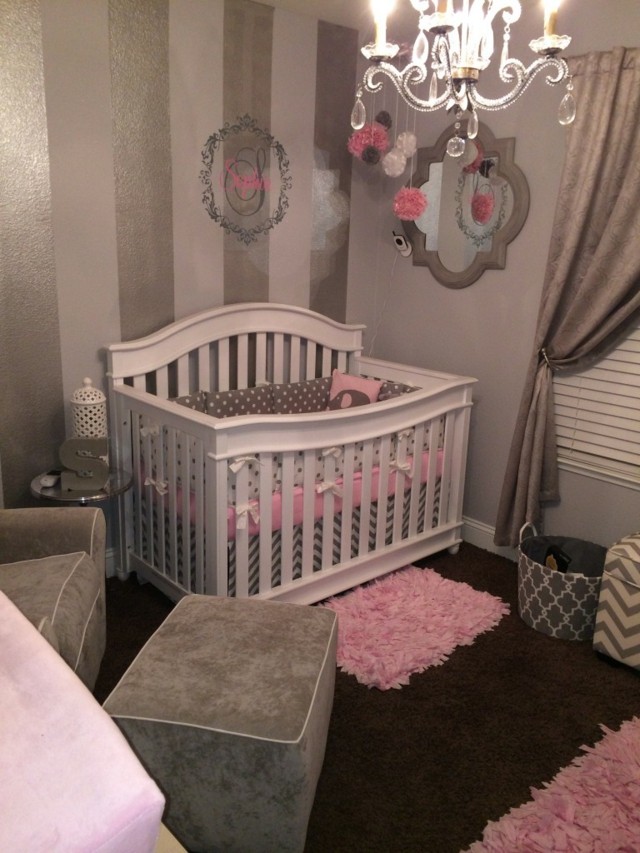 habitaciones de bebe cuna blanca oscura bonita pequeña