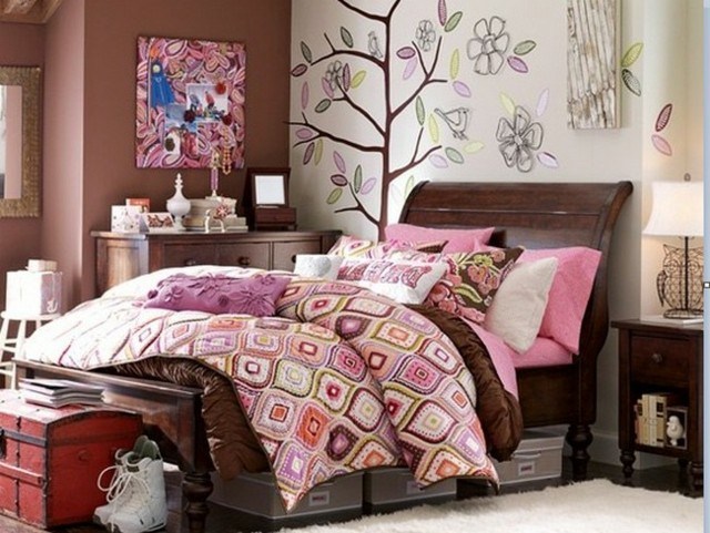 habitaciones juveniles muebles madera arbol brillante