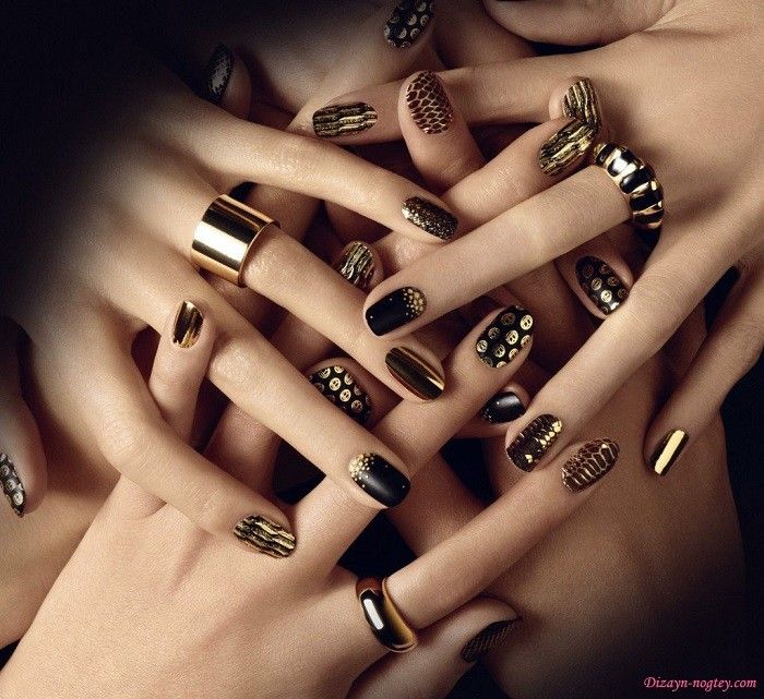 ideas ingeniosas uñas negro decoraciones oro modernas