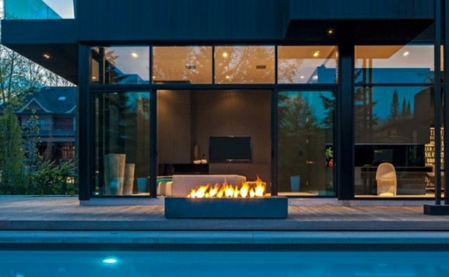 jardin exterior moderno piscina