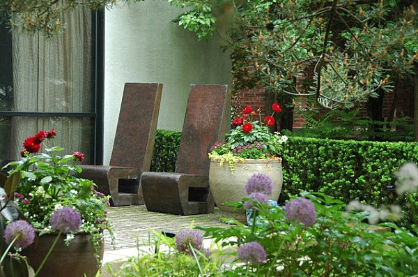 muebles de jardín piedra flores exterior macetas