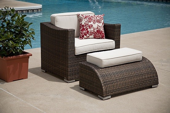 sofá con accesorio de mimbre muebles de terraza mimbre mobiliario decoracion piscina