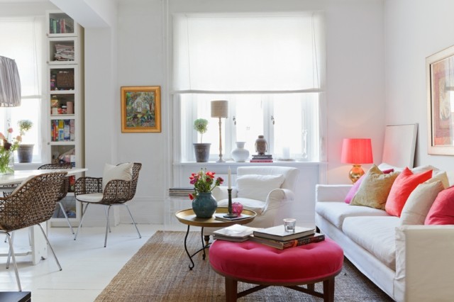 salon combinacion rosa blanco sofa butaca mesa