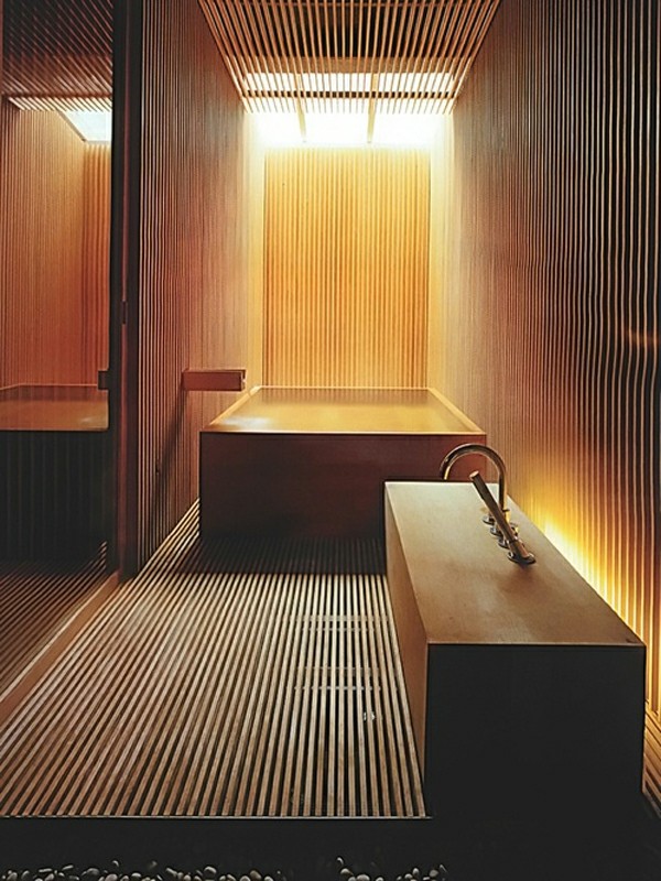 sauna lavabo suelo madera paredes