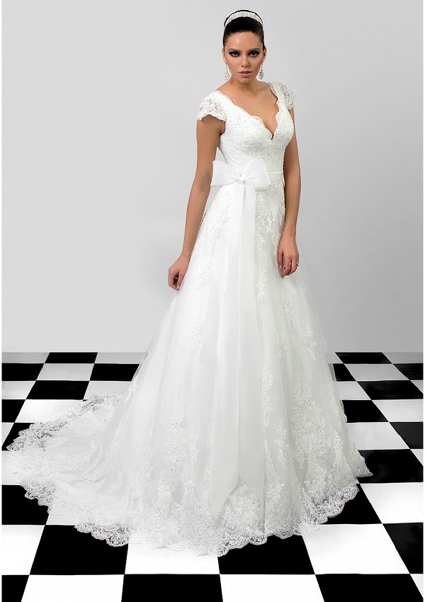 vestido de novia escote abierrto lazo Sarah diseño